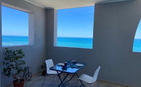 Bari Nalasia Beach Apartment